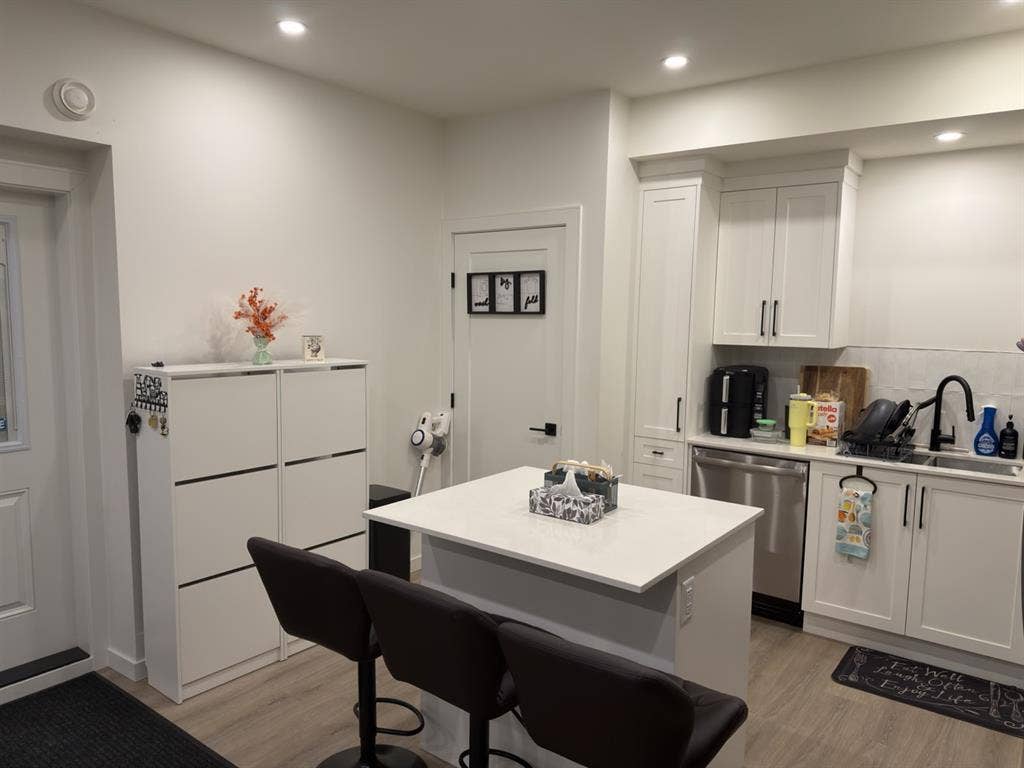 Furnished Suite