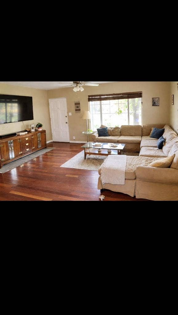 Roommate wanted in tempe!