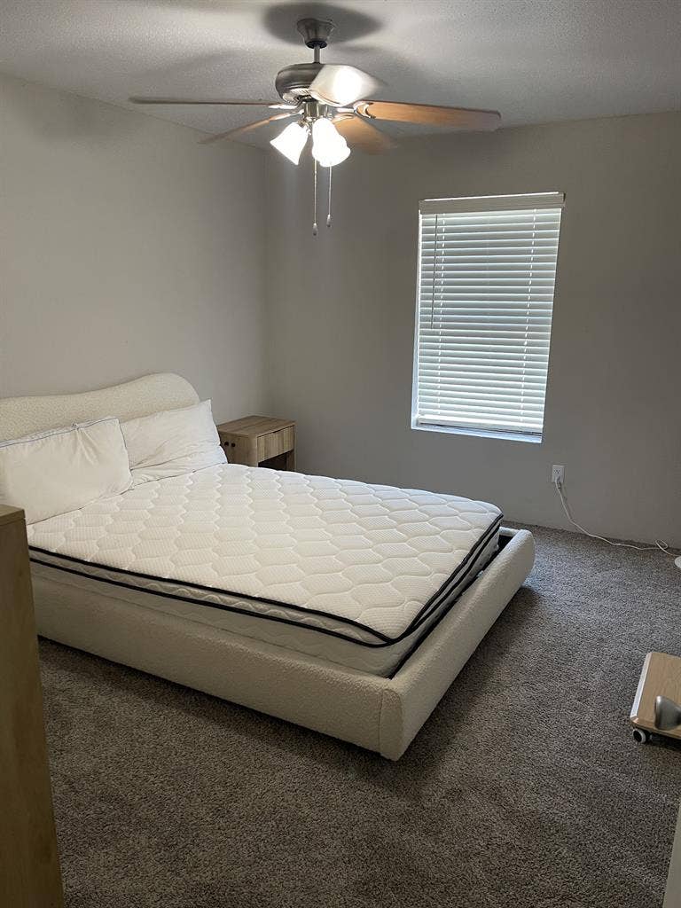 Room for rent July 27th or earlier