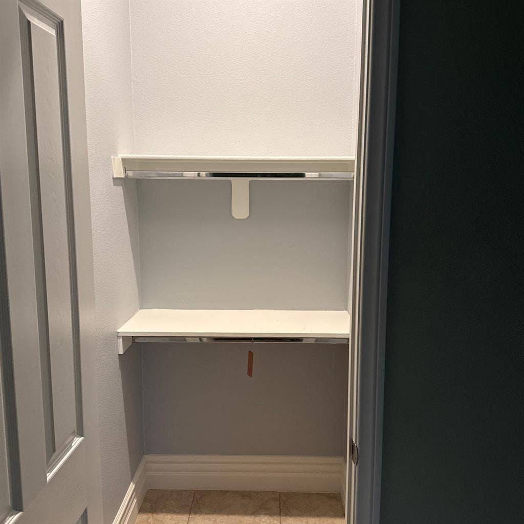 Furnished room, gated community.