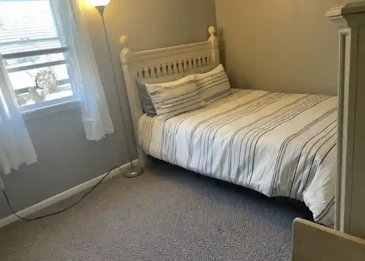 Private Furnished Room