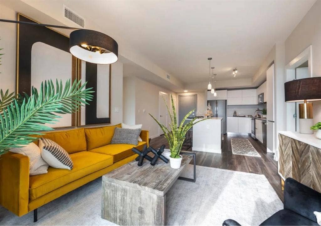 Apartment Available for lease/suble