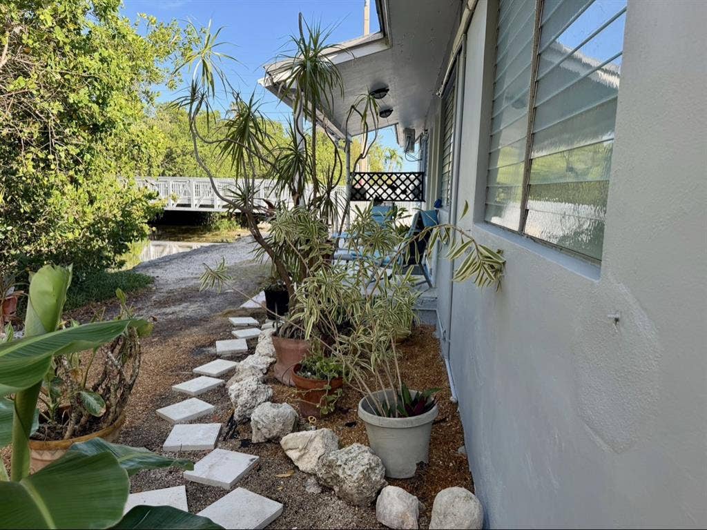 Waterfront living, hosted by locals