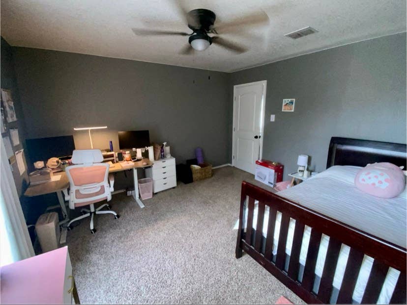2 Private Rooms, Private Bathroom