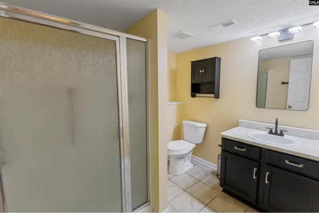 2 rooms 1bth for rentt