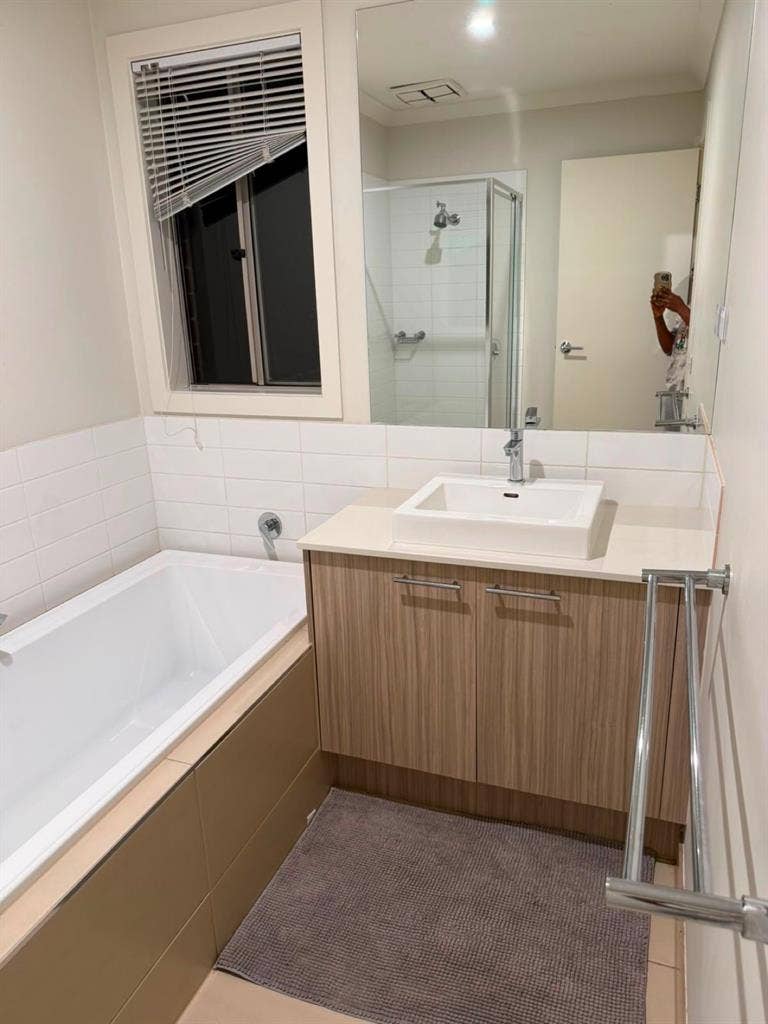 Room for rent in Werribee