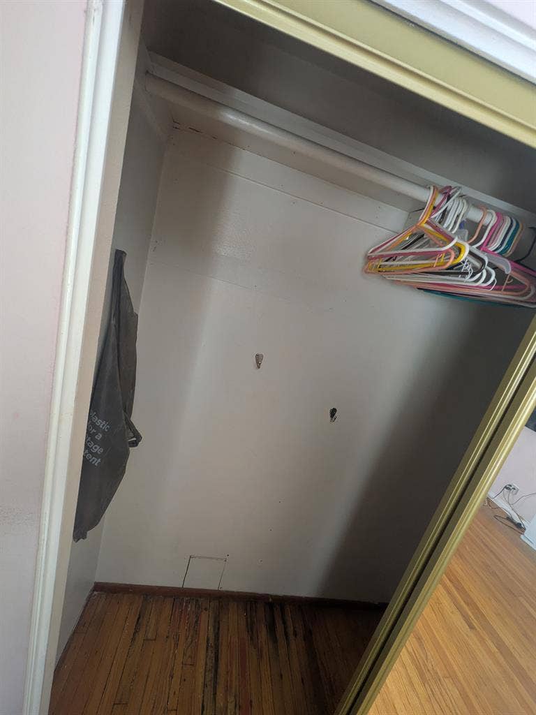 Kitchen, Bathroom, Laundry, yard