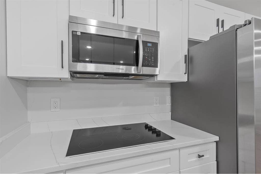 Nice small 1 bedroom apartment