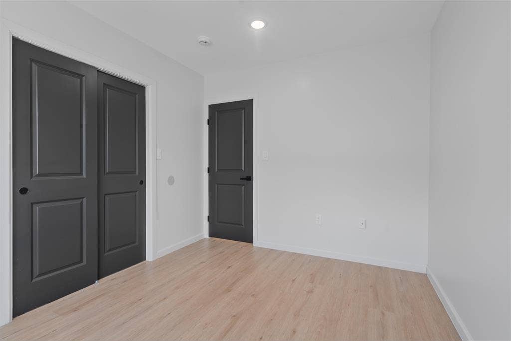 Nice small 1 bedroom apartment
