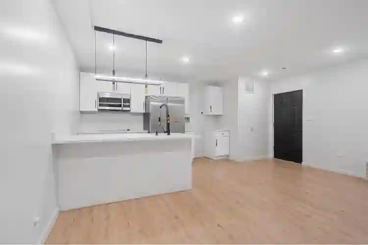 Nice small 1 bedroom apartment
