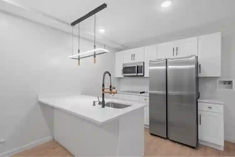 Nice small 1 bedroom apartment