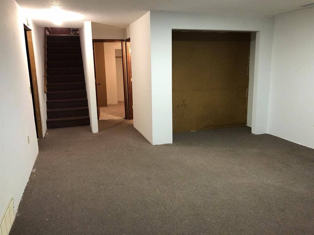 Looking for respectable roommates.