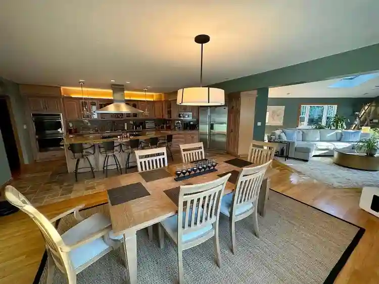 19 Alpine Rd Weymouth Room For Rent