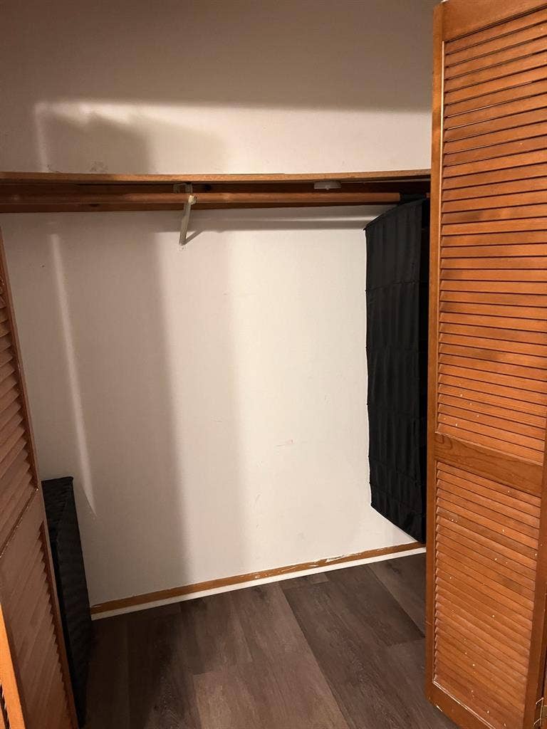 Fully furnished room for rent
