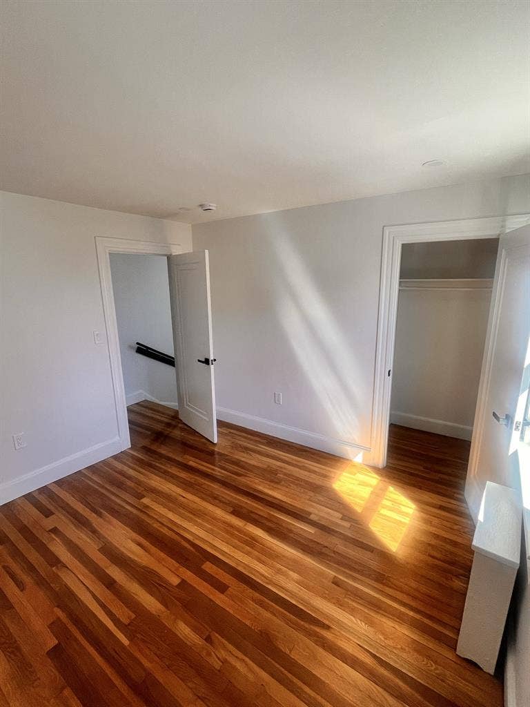 Roommate Wanted- Utilities Included