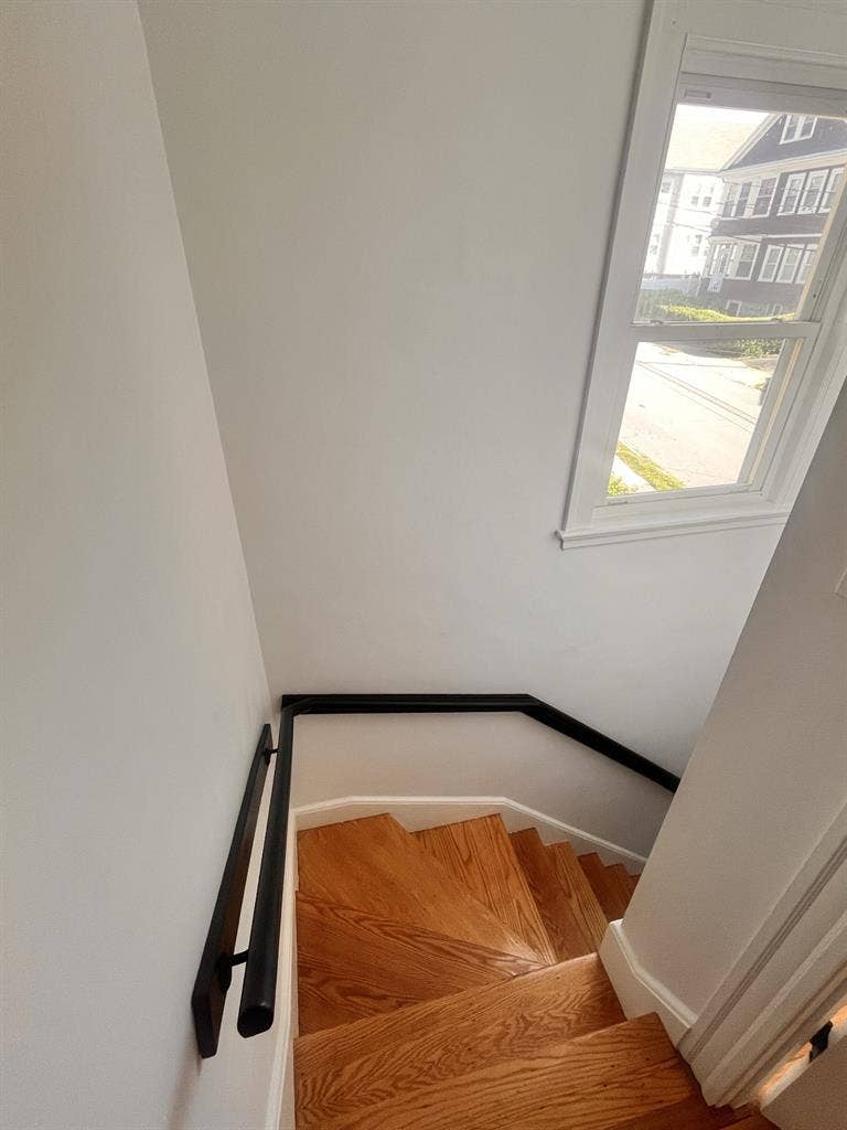 Roommate Wanted- Utilities Included