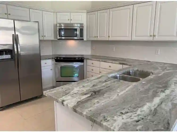 In a golf club community, near 295