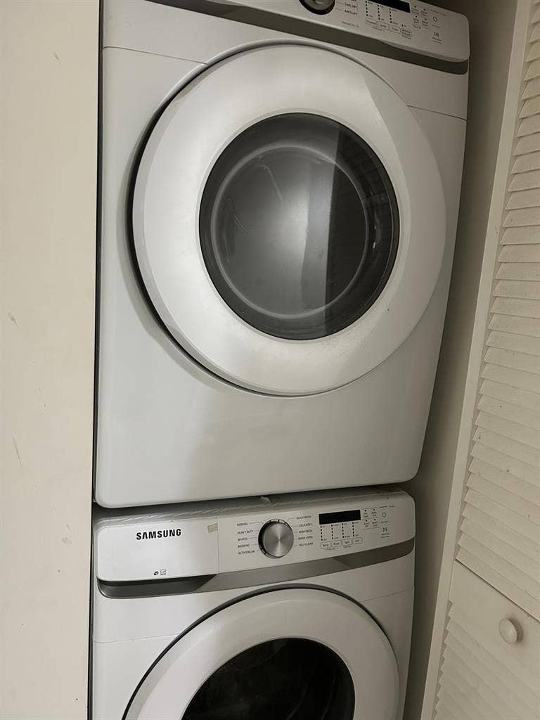 1/1 furnished apartment