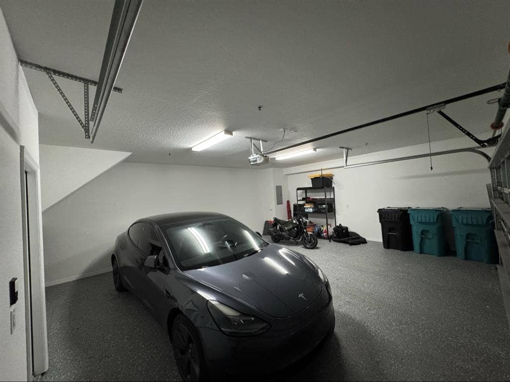 Room near Millenia