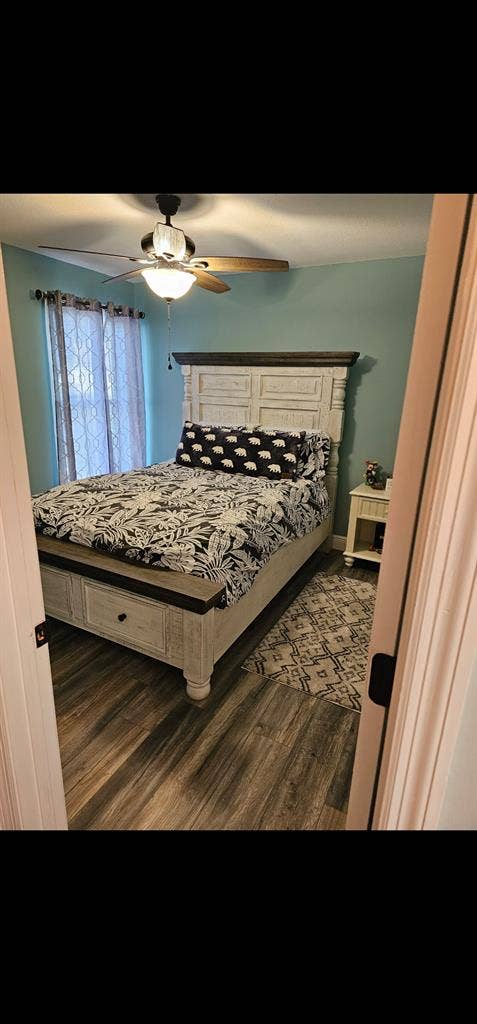 Private room for rent