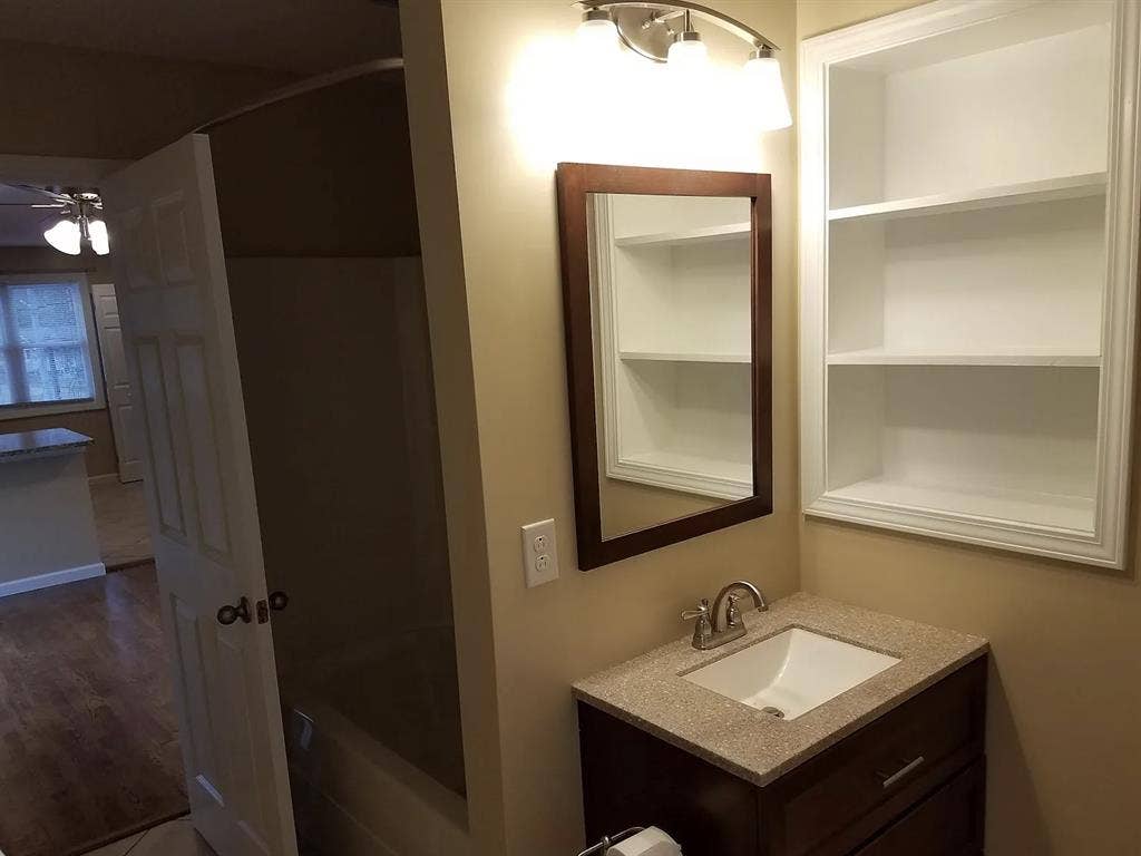 3 Bed, 2 Bath Home in South Knox