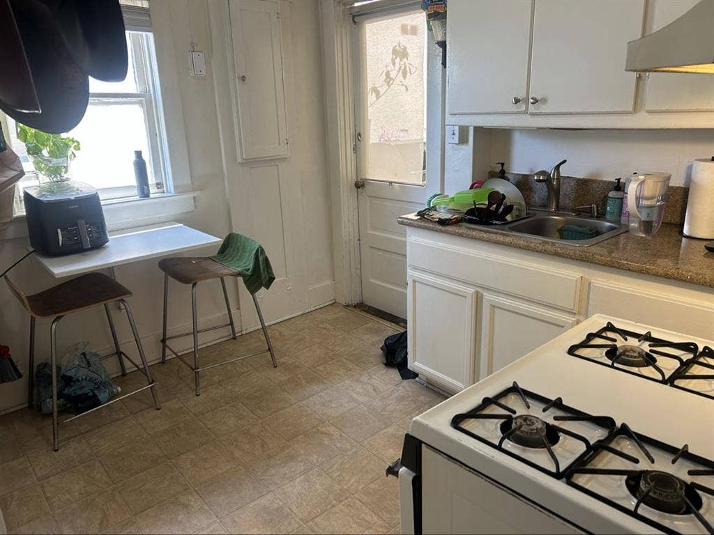 Private Room for Rent- Oceanpark sm