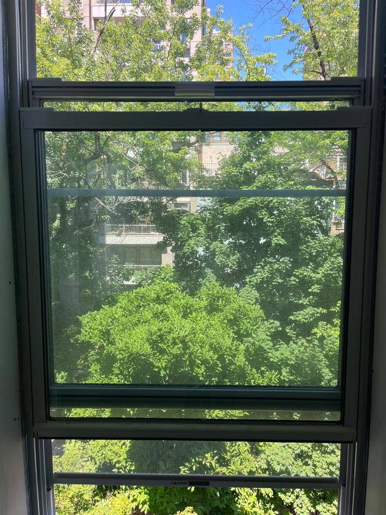 Beautifully renovated room in Kips