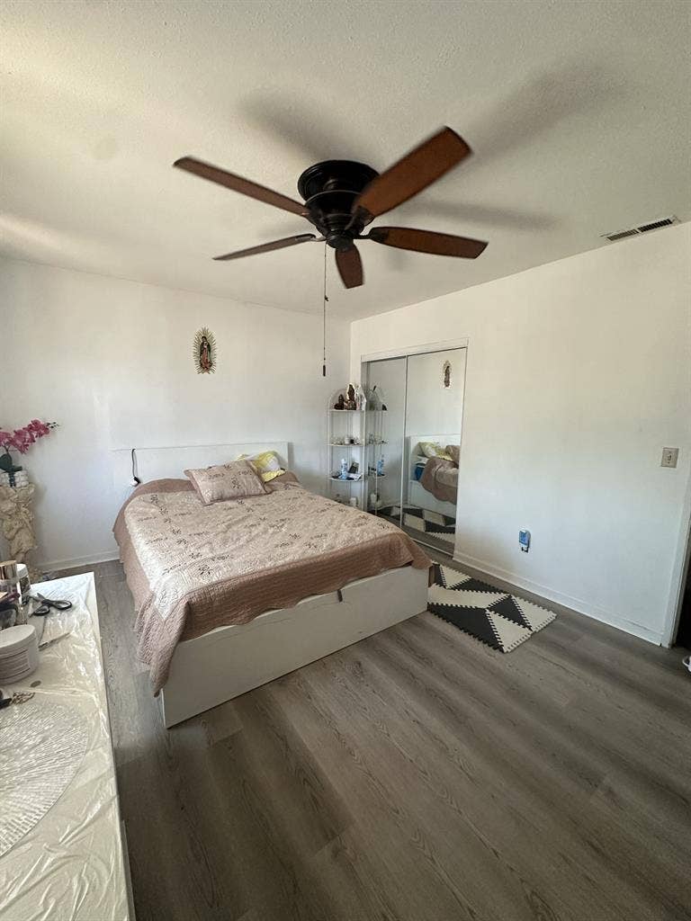 Master bedroomm