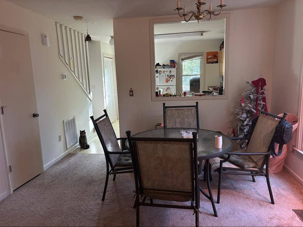 URGENTLY looking for a Roomate!
