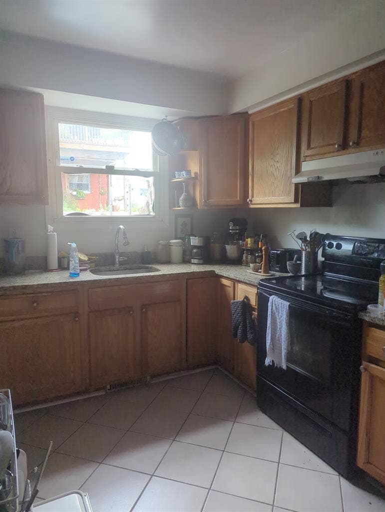 Paterson Park Row Home Rental