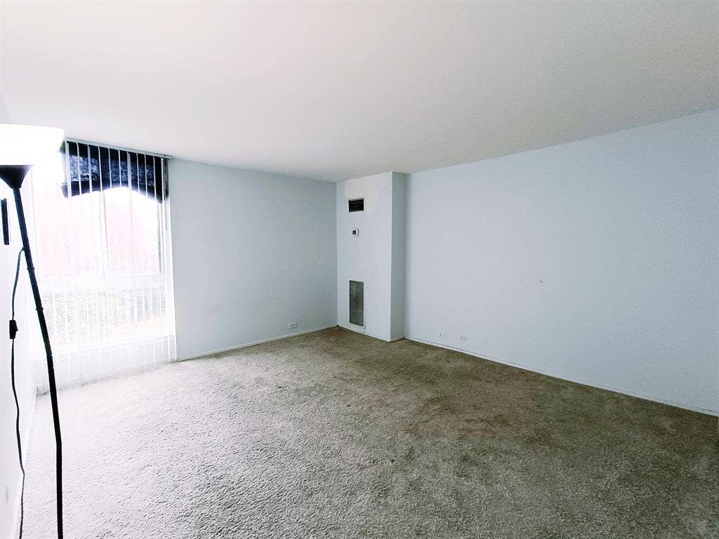 Primary Cozy Bedroom - Private Bath