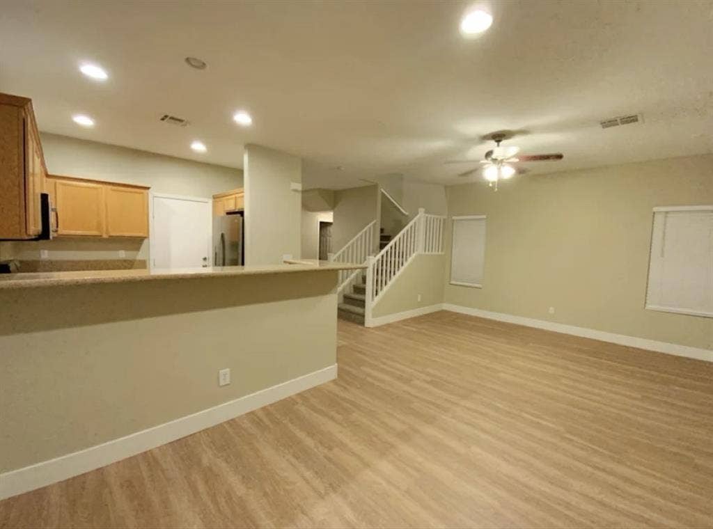 Beautiful home,perfect location
