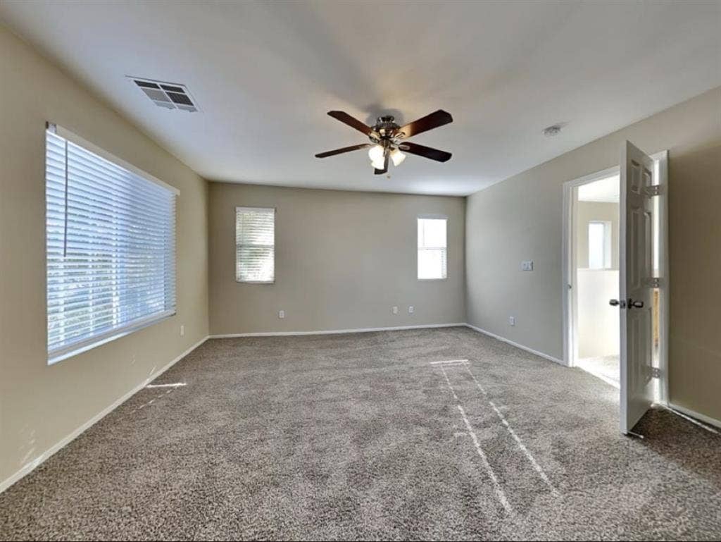 Beautiful home,perfect location