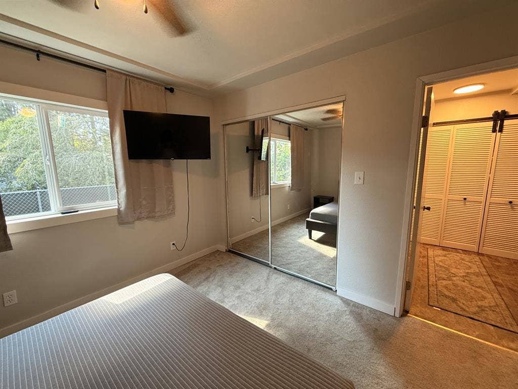 LG Private Room Tacoma