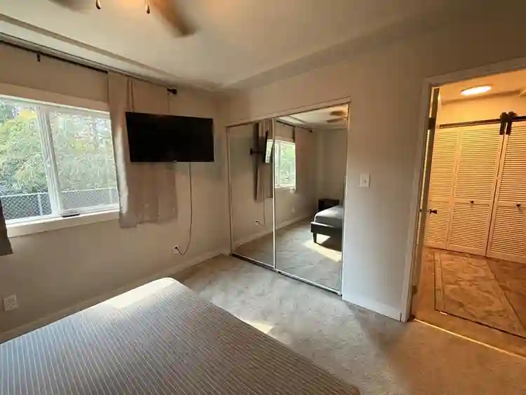 LG Private Room Tacoma