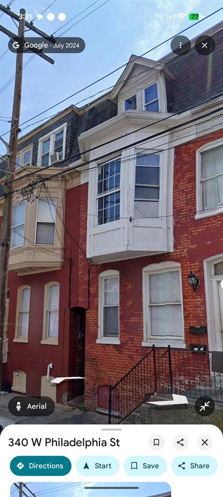Looking for roommate in York