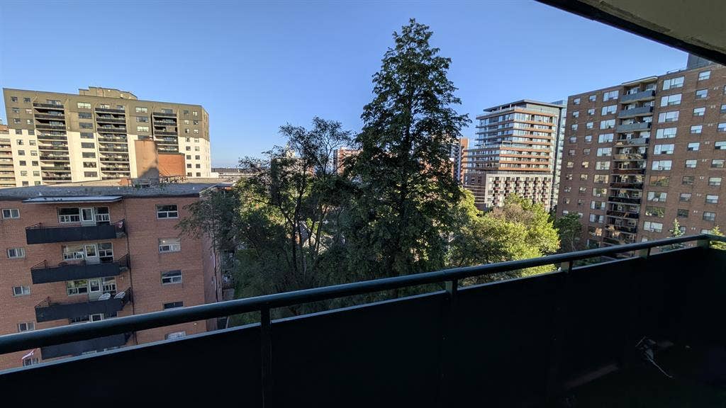 Private bedroom in Port Credit