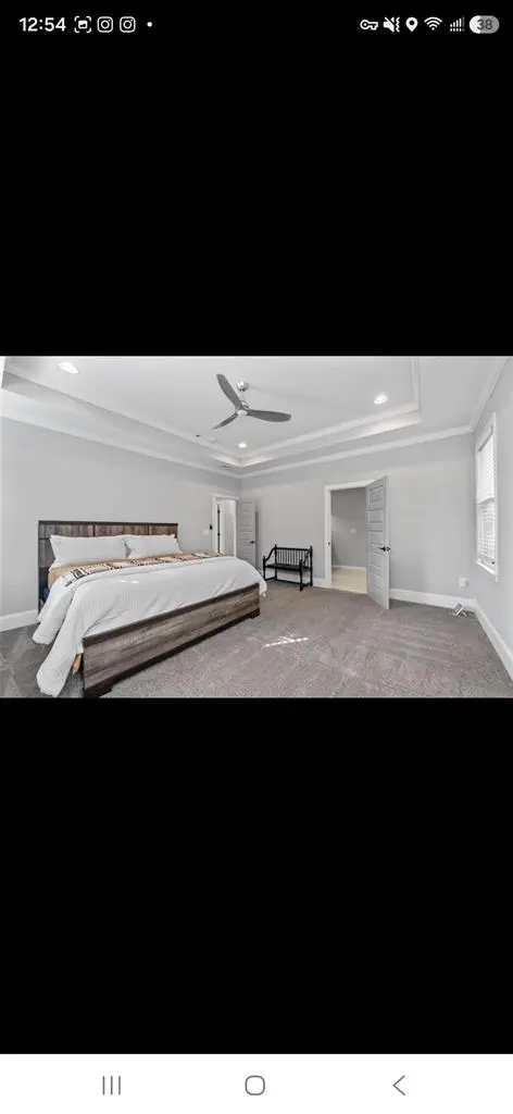 ****ROOMS FOR RENT IN WEST END****