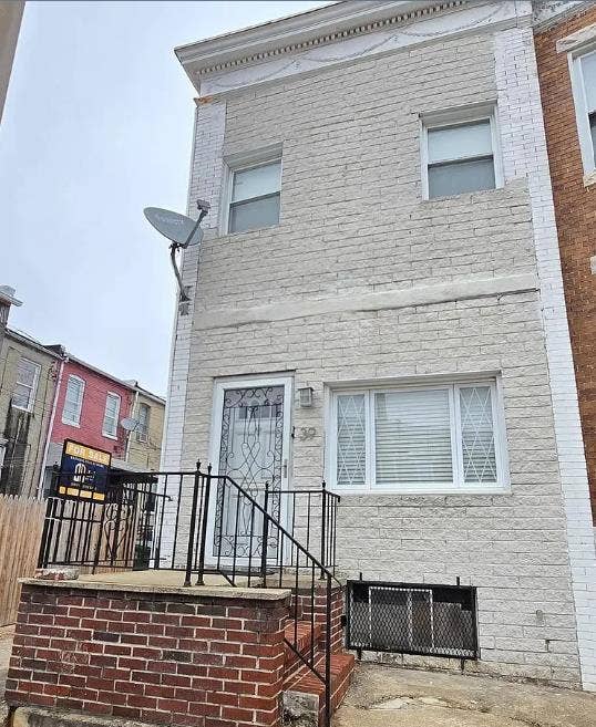 Modern Renovated Townhome