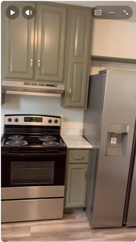 4bed 3bath Available August