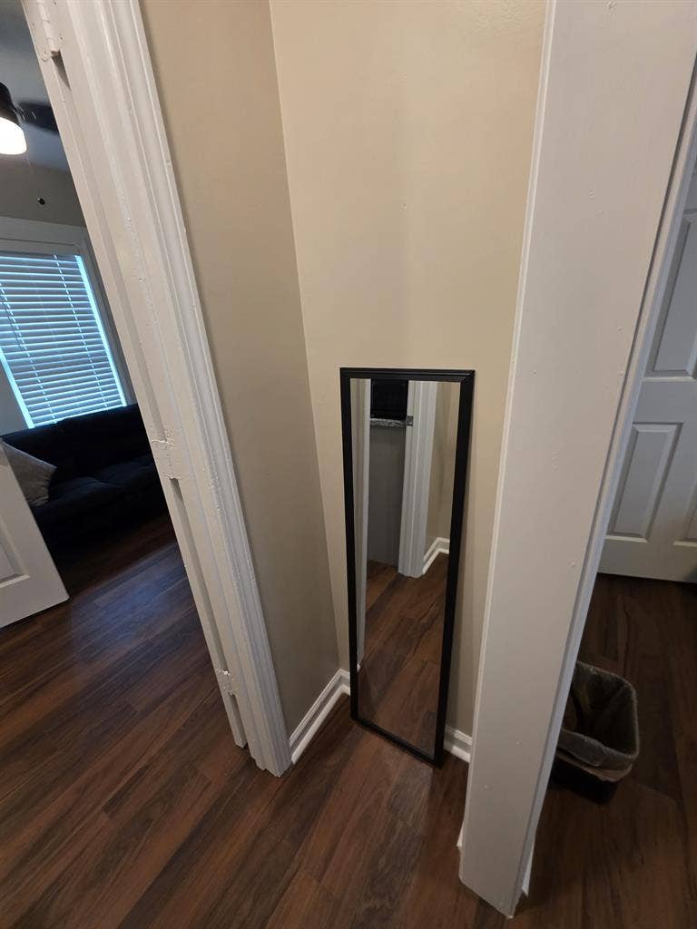 MIDTOWN SUITE! PRIVATE BATHROOM!!!