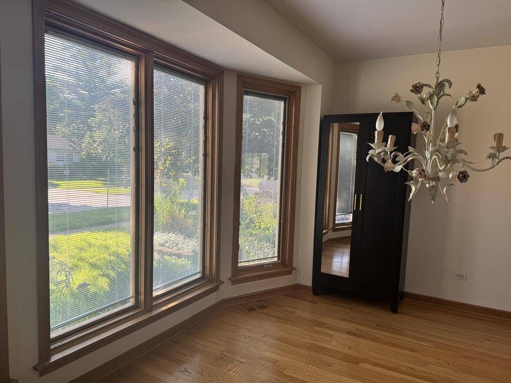 Rooms with Independent Entry Access