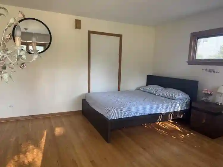 Rooms with Independent Entry Access
