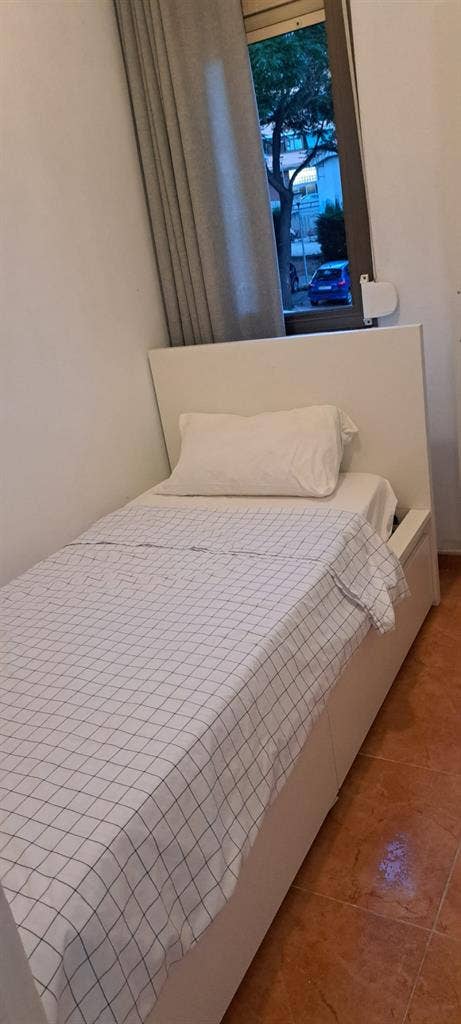 Habitación en Badalona