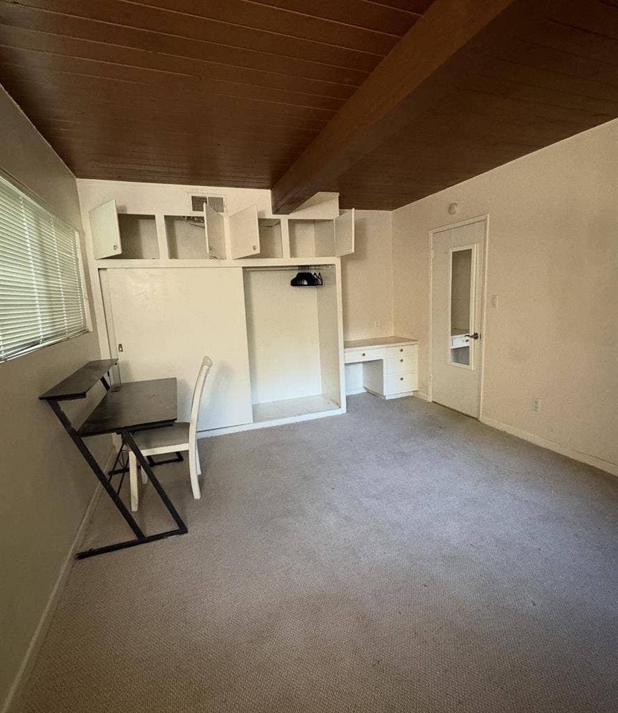 Private Room For Rent