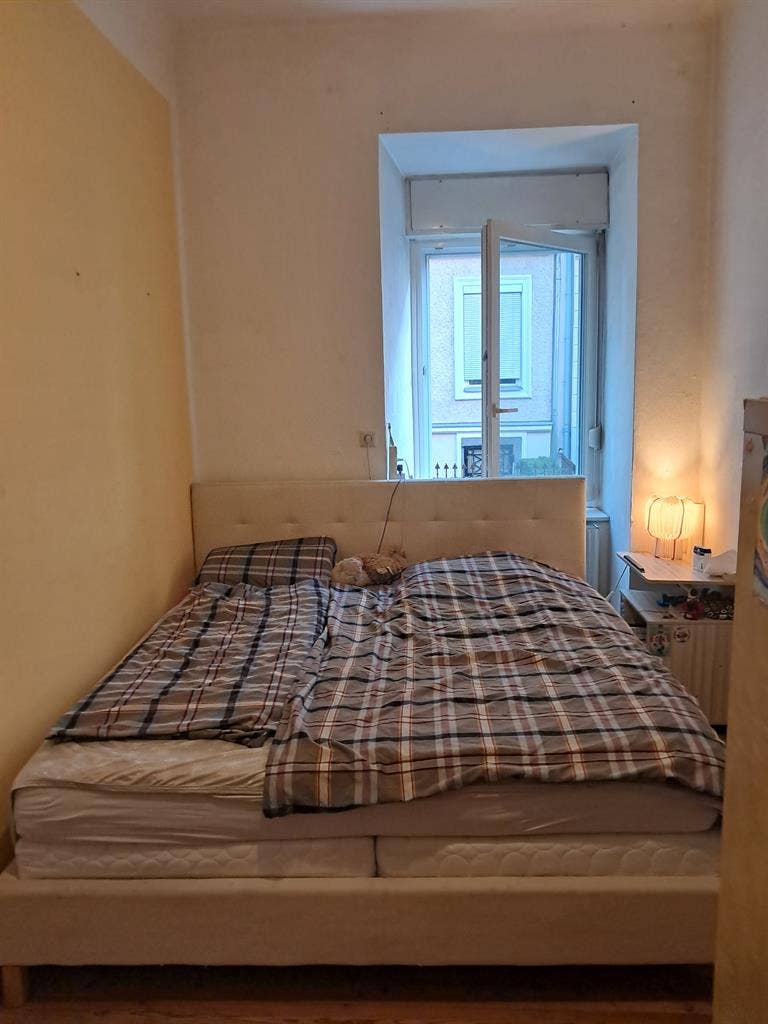 Großzügige 2-Zimmer WG mit Garten