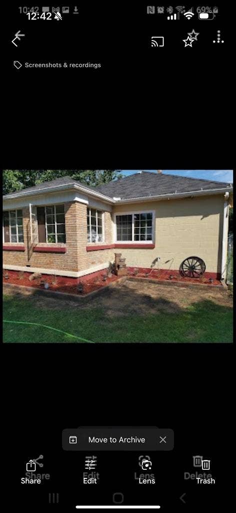 Roommate(s) wanted