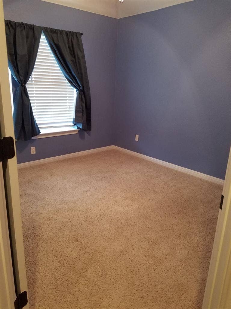 Rooms for rent $700 & $750