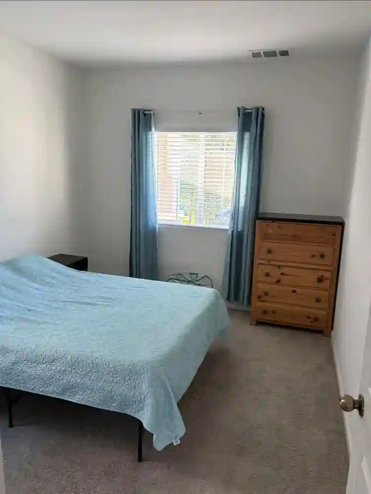 1 bedroom and private bath