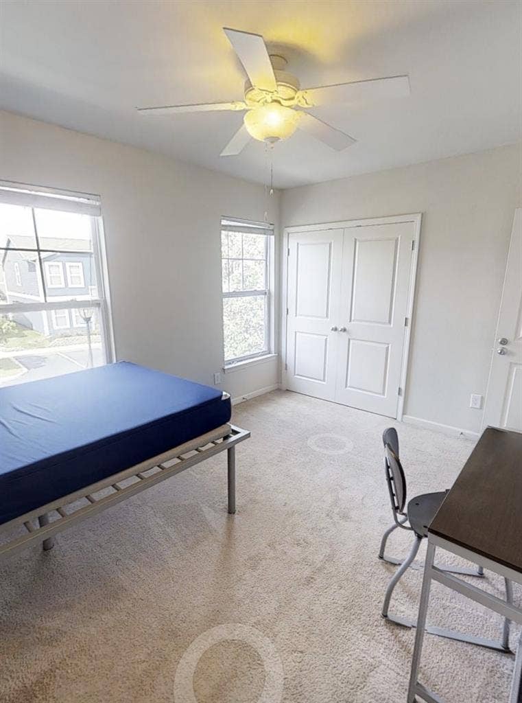TOWNHOUSE SUPER CLOSE TO PURDUE